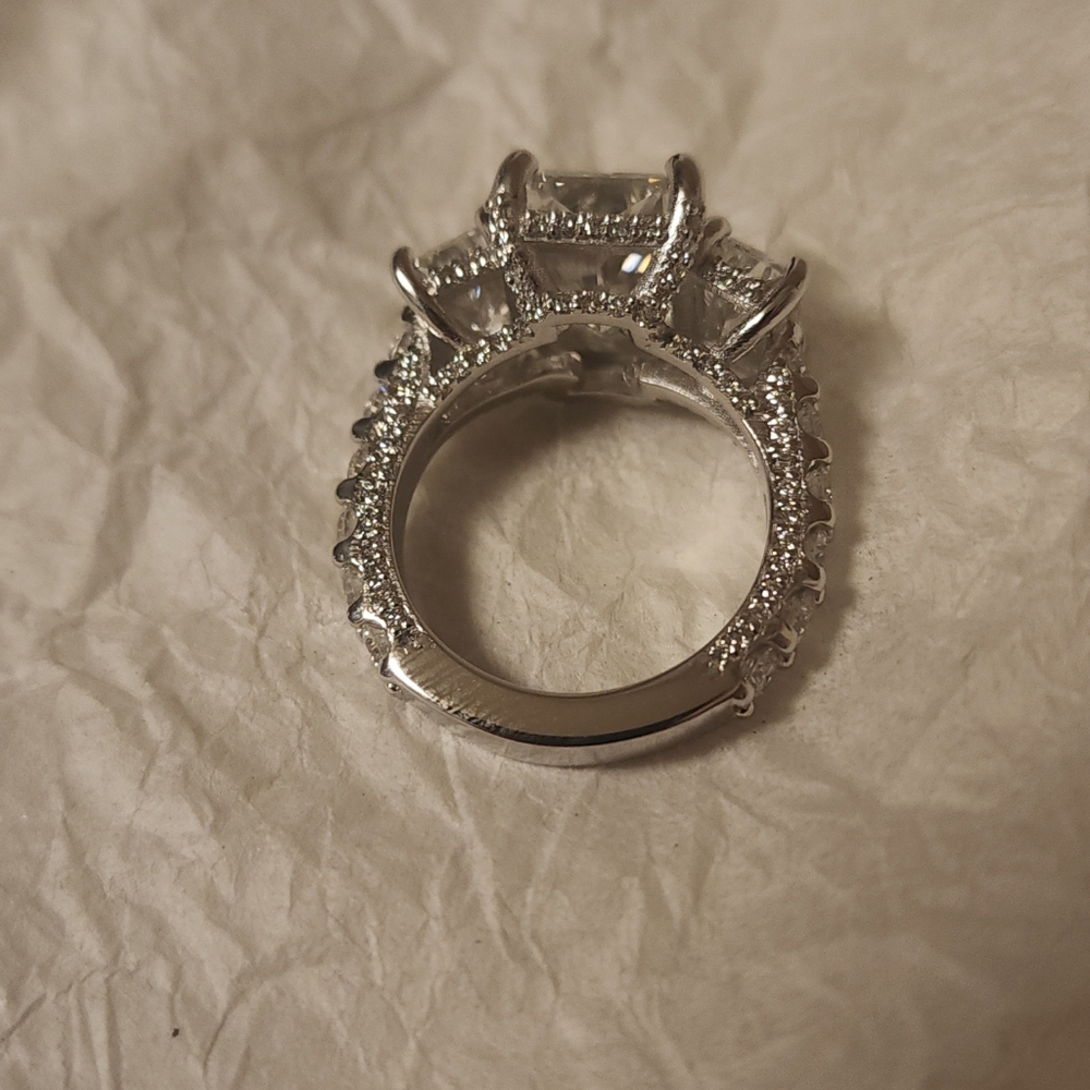 9.02 Total CT Lab Grown Platinum Engagement Ring  IGI Size 6 - Picture 2 of 16